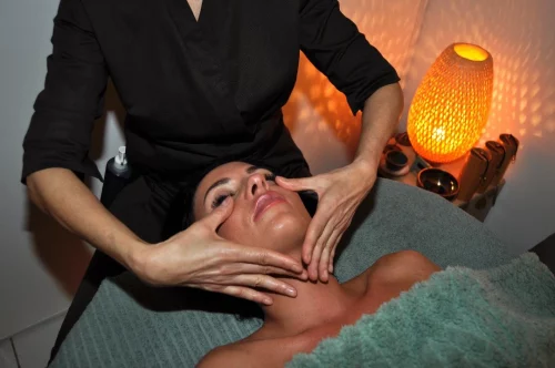 Séance de kobido professionnelle de massage anti-âge kobido